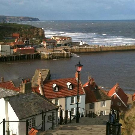 Bijou Romantic Retreat, Whitby Centre Exterior photo